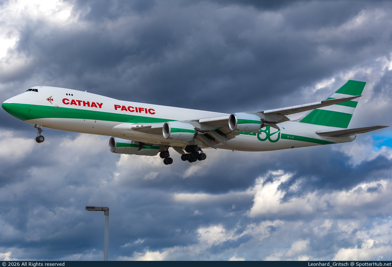 Photo of B-LJE - Boeing 747-867F operated by Cathay Pacific Cargo