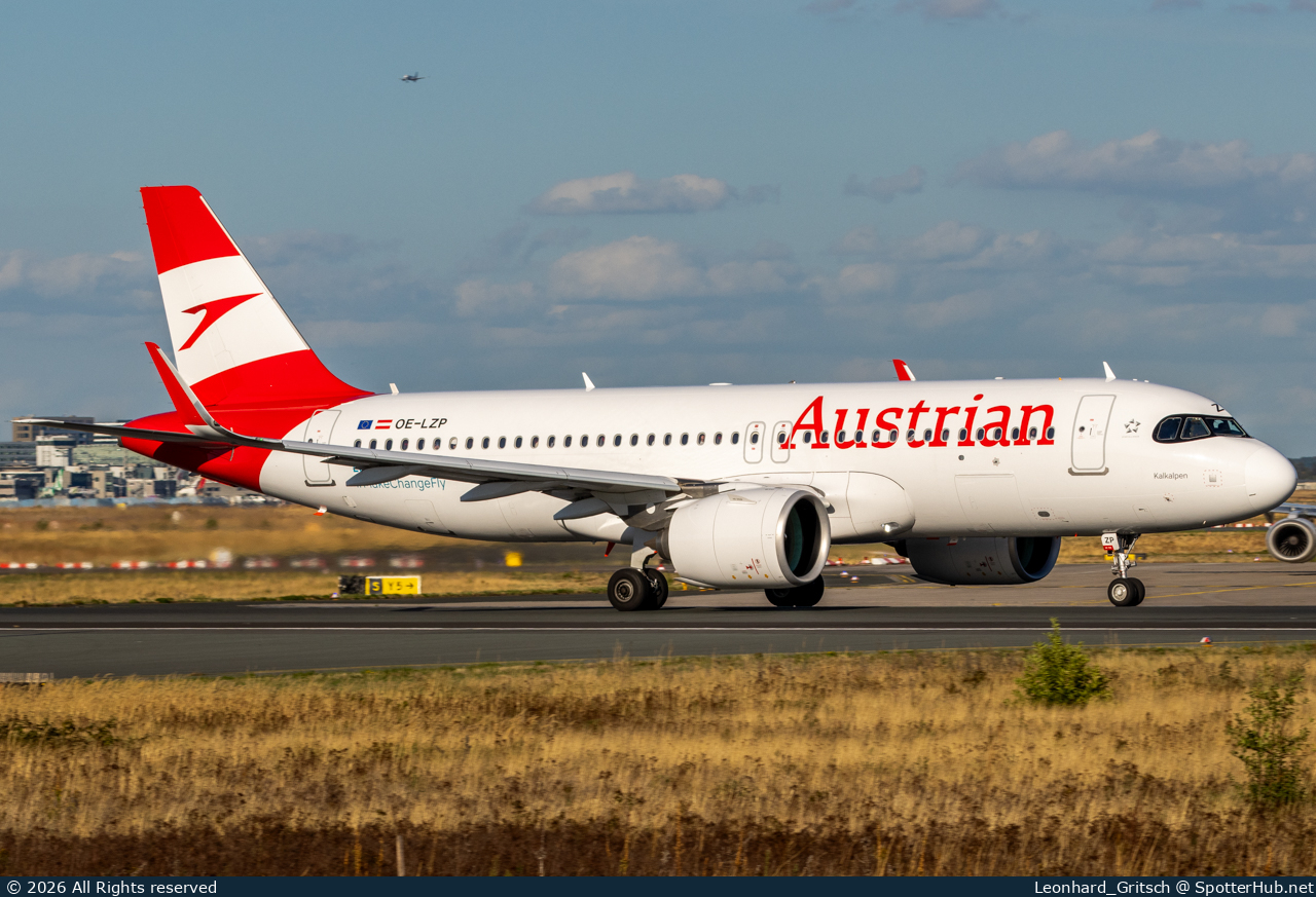 Photo of OE-LZP - Airbus A320-271N operated by Austrian Airlines