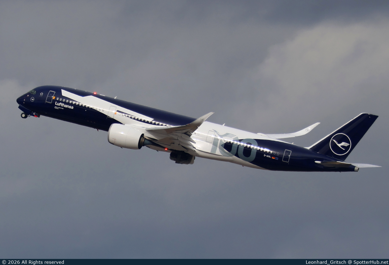 Photo of D-AIXL - Airbus A350-941 operated by Lufthansa