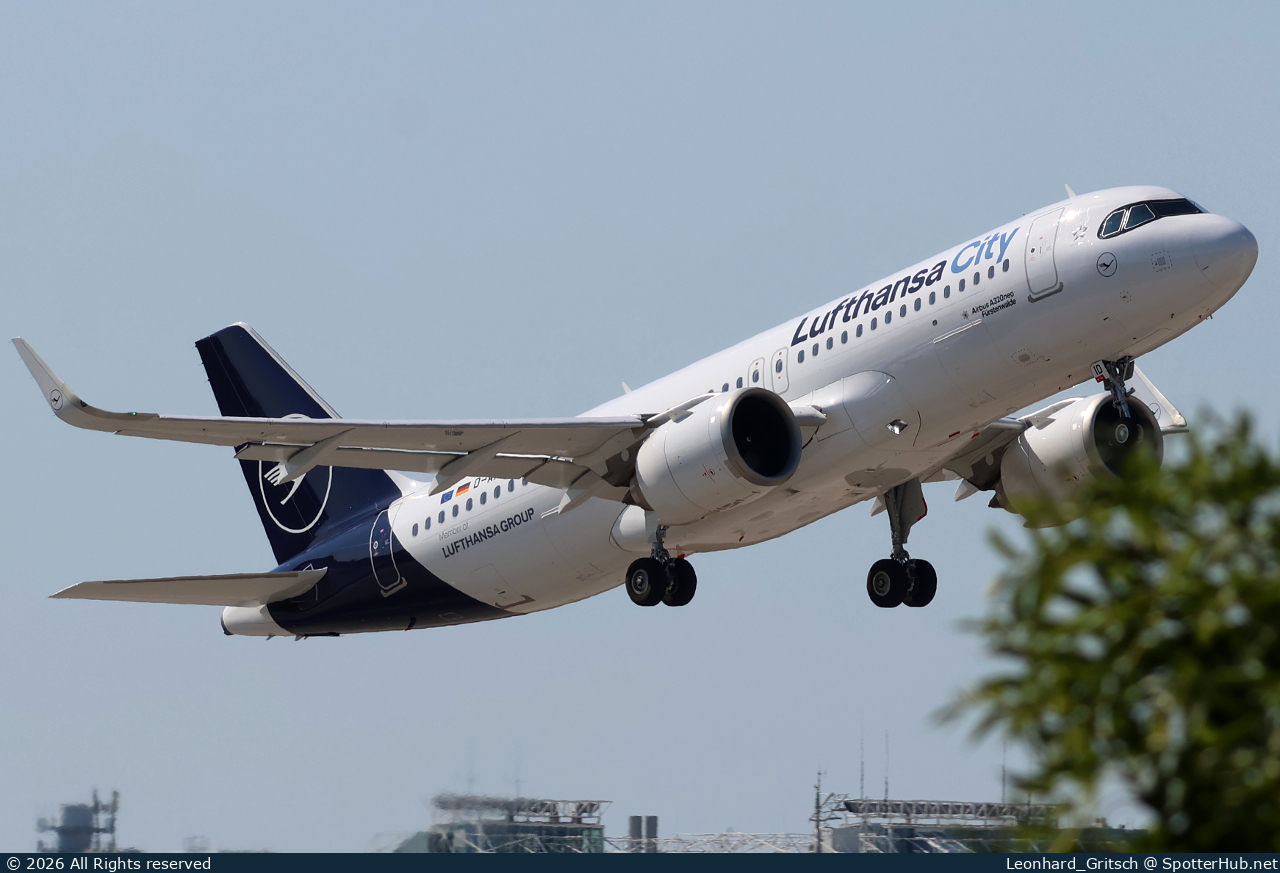 Photo of D-AIID - Airbus A320-251N operated by Lufthansa City Airlines