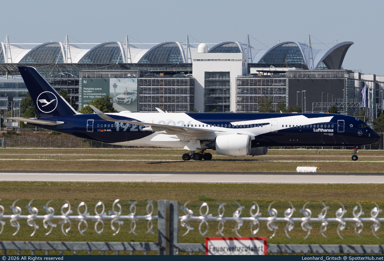 Photo of D-AIXL - Airbus A350-941 operated by Lufthansa