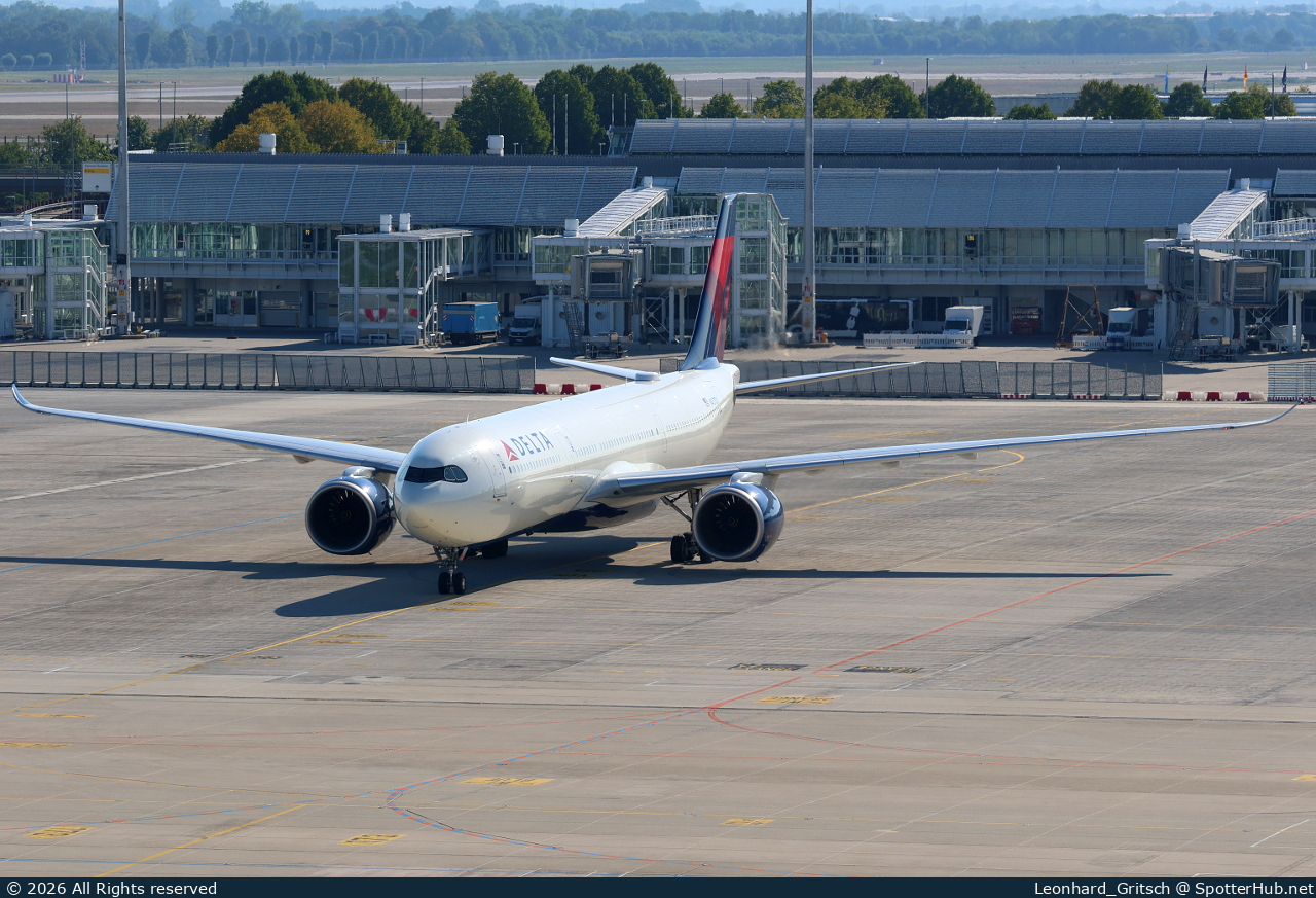 Photo of N437DX - Airbus A330-941 operated by Delta Air Lines