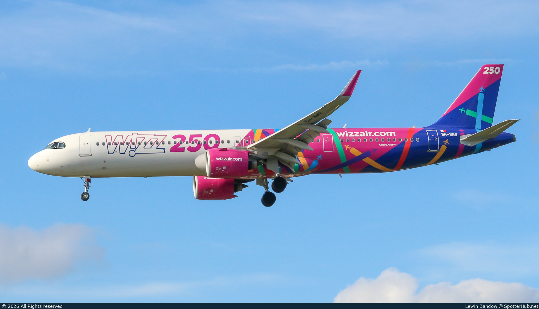 Photo of 9H-WMR - Airbus A321-271NX operated by Wizz Air Malta