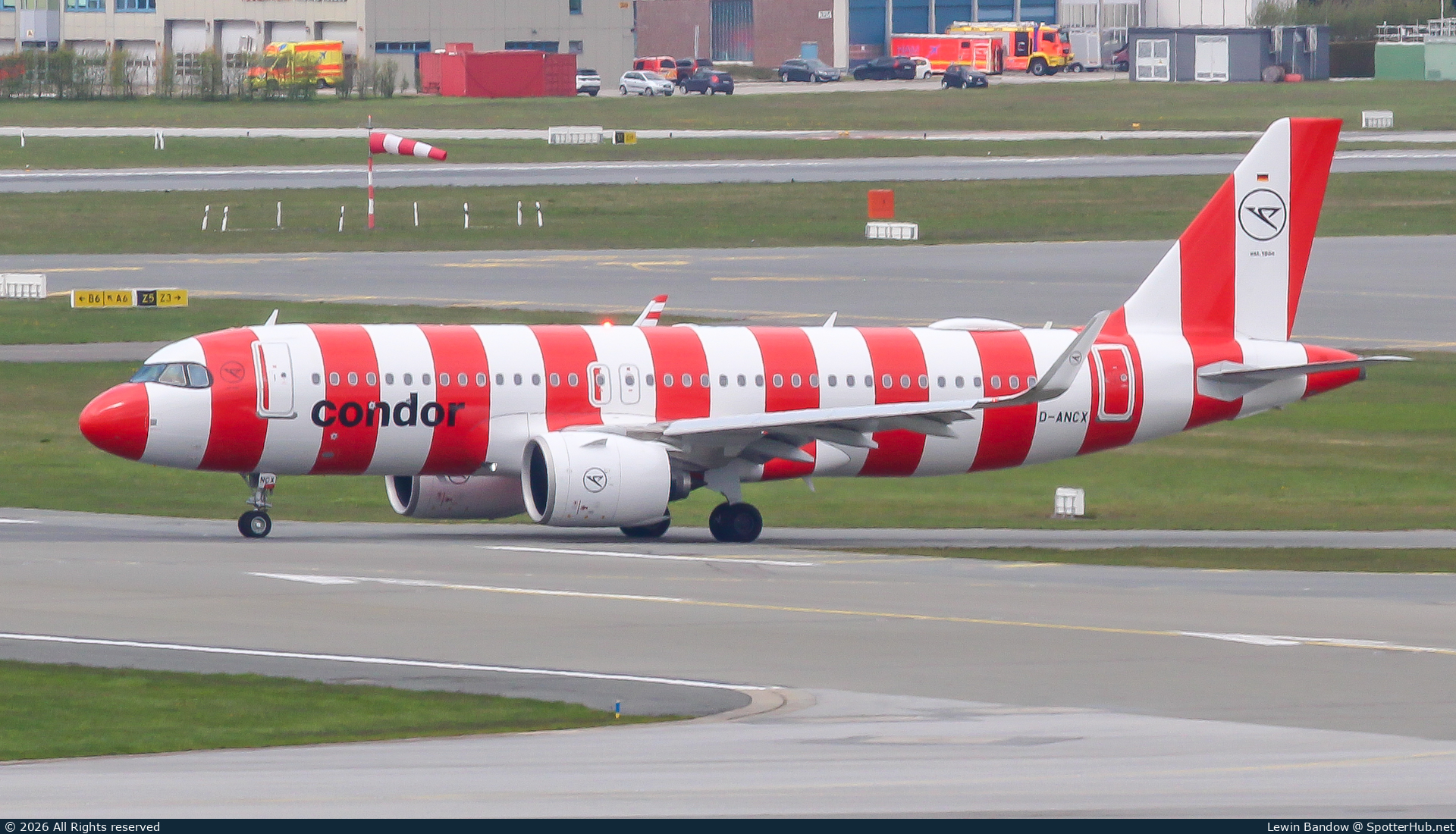 Photo of D-ANCX - Airbus A320-271N operated by Condor
