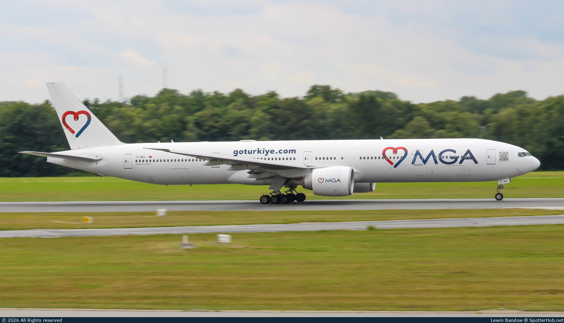 Photo of TC-MGG - Boeing 777-3ZG(ER) operated by Mavi Gök Airlines
