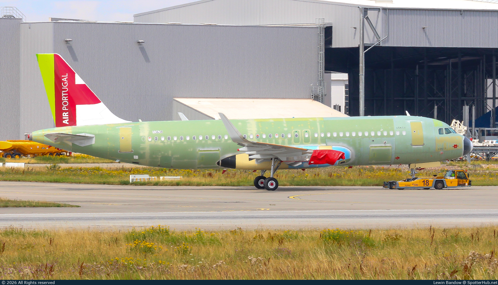 Photo of D-AUAE - Airbus A320-251N operated by TAP Air Portugal