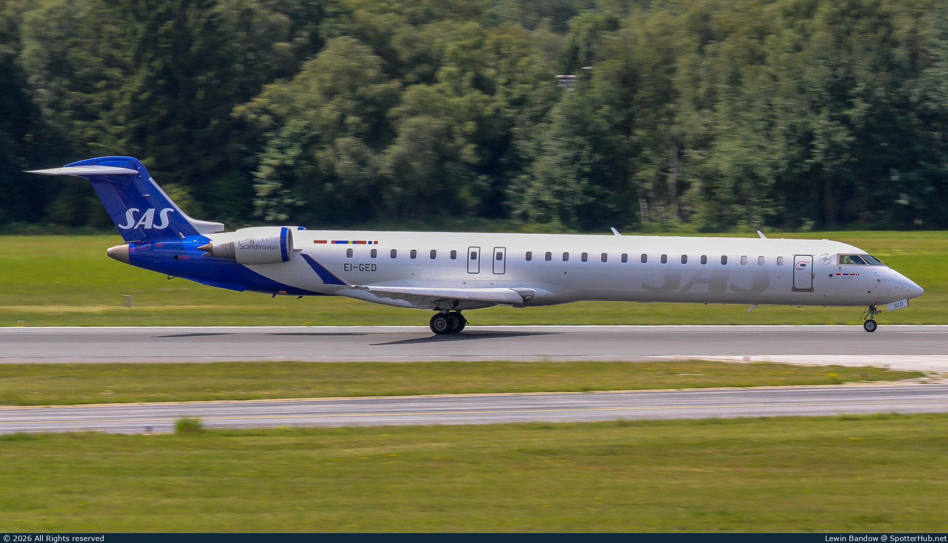 Photo of EI-GED - Bombardier CRJ-900LR operated by SAS Scandinavian Airlines (opb CityJet)