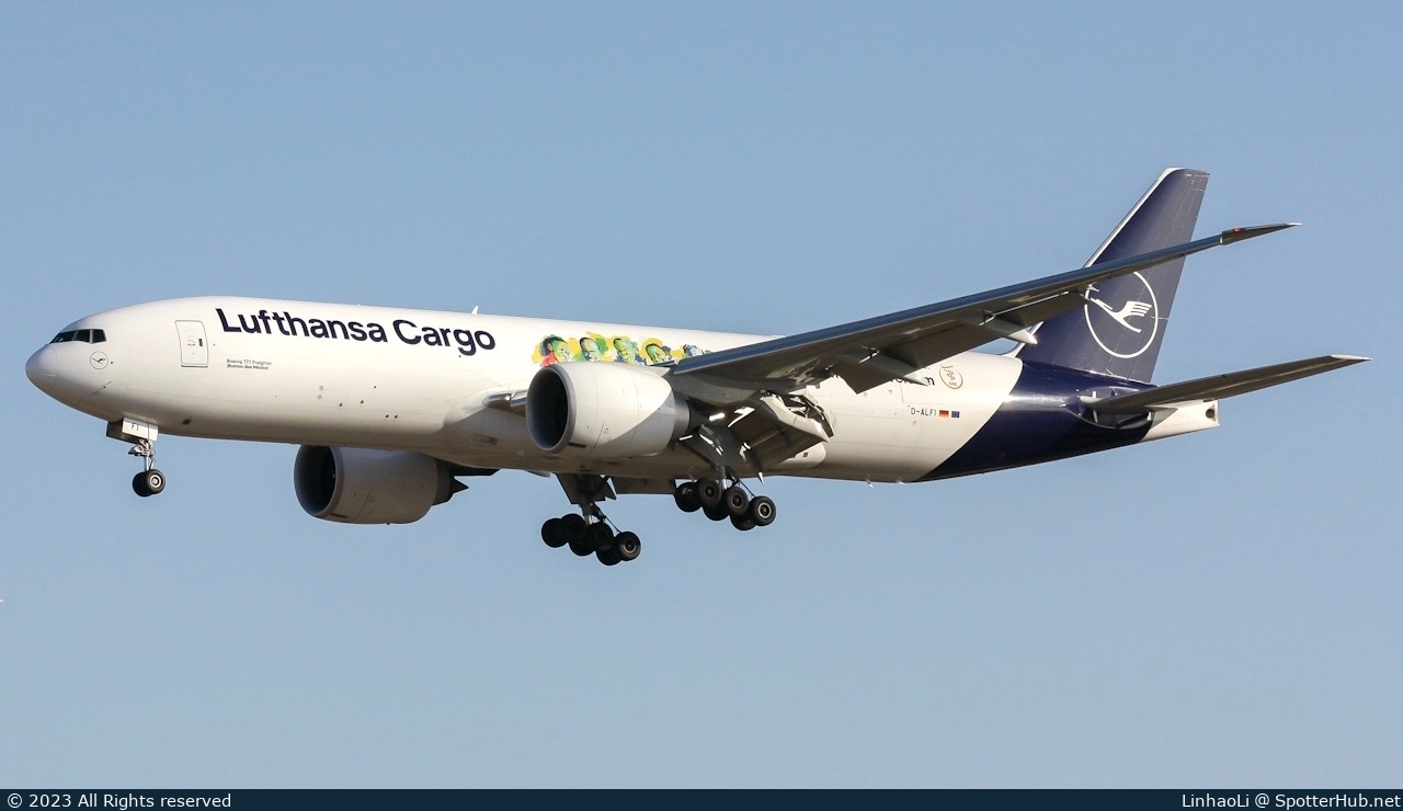 Photo of D-ALFI - Boeing 777-FBT operated by Lufthansa Cargo