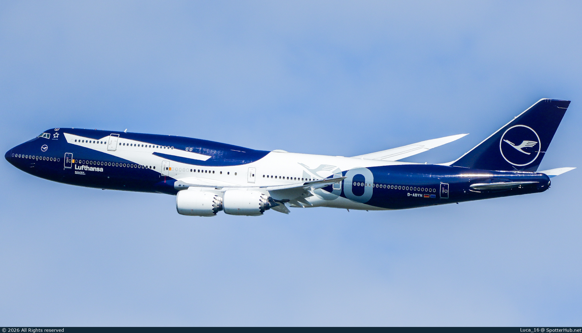 Photo of D-ABYN - Boeing 747-830 operated by Lufthansa