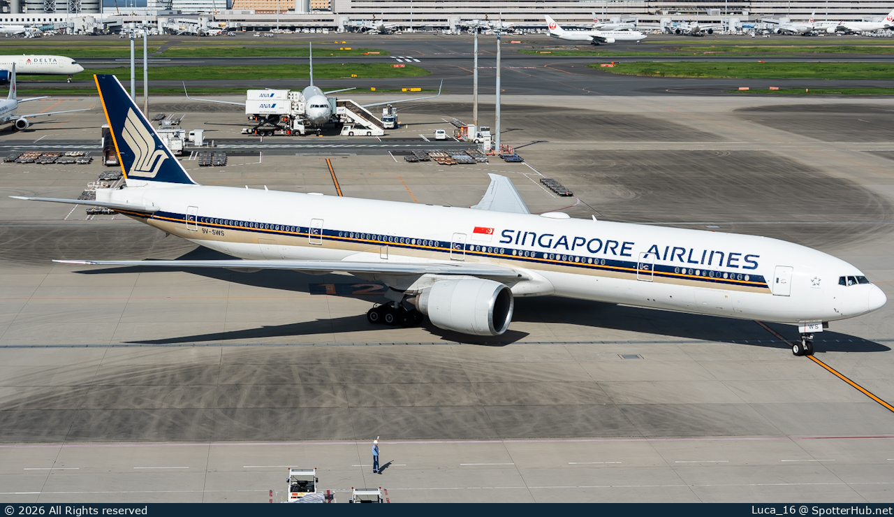 Photo of 9V-SWQ - Boeing 777-312(ER) operated by Singapore Airlines