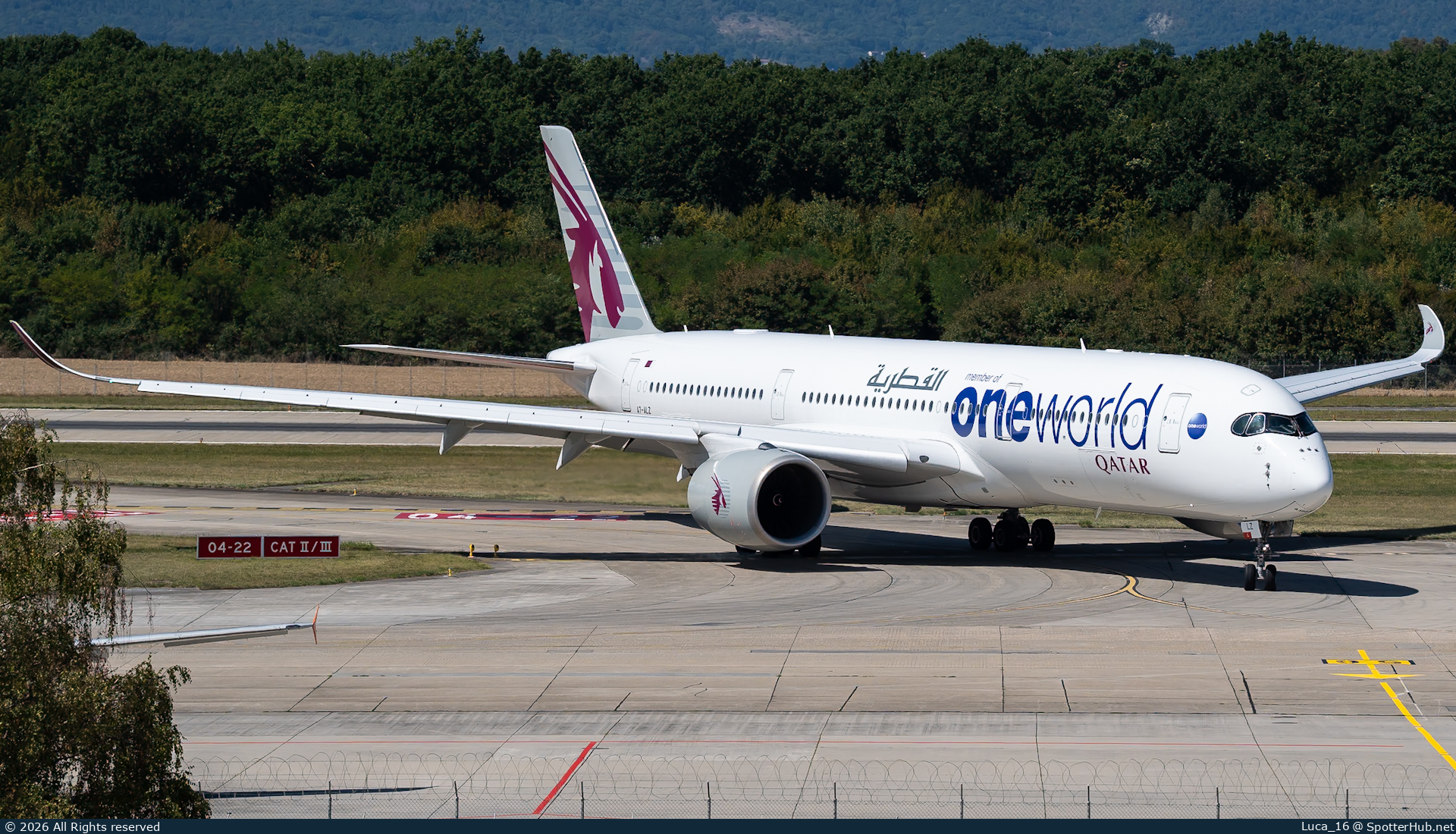 Photo of A7-ALZ - Airbus A350-941 operated by Qatar Airways