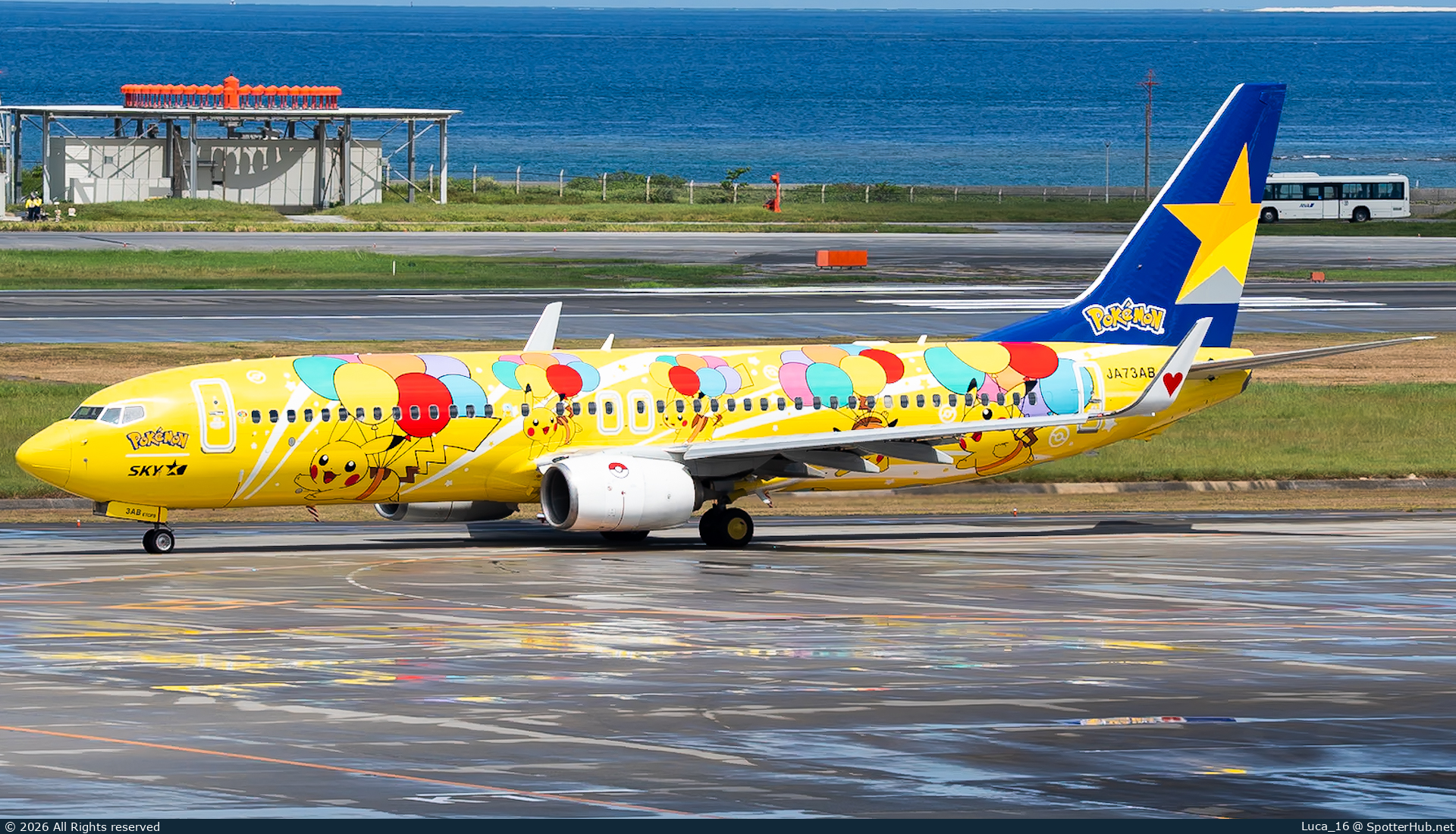 Photo of JA73AB - Boeing 737-8AL operated by Skymark Airlines