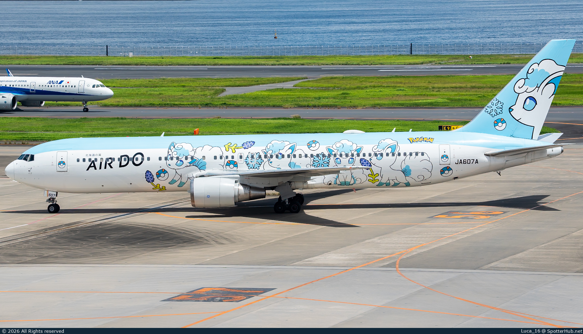 Photo of JA607A - Boeing 767-381(ER) operated by Air Do