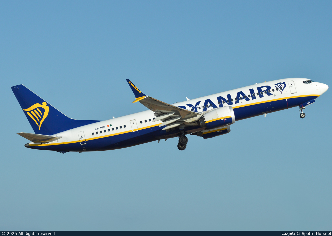 Photo of EI-IGO - Boeing 737 MAX 8-200 operated by Ryanair