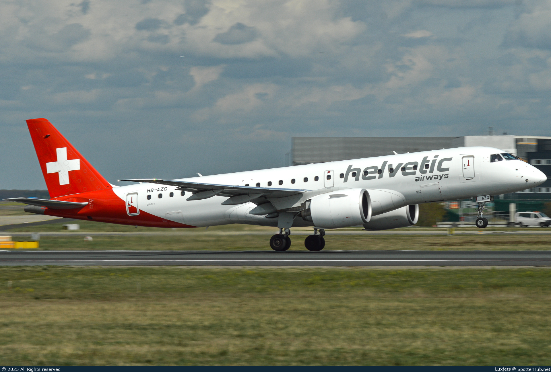 Photo of HB-AZG - Embraer ERJ-190-E2 operated by Helvetic Airways
