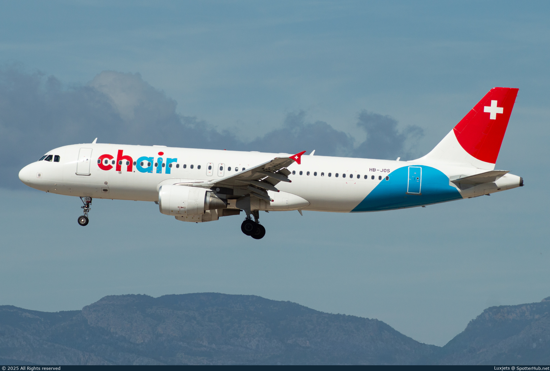 Photo of HB-JOS - Airbus A320-214 operated by Chair Airlines
