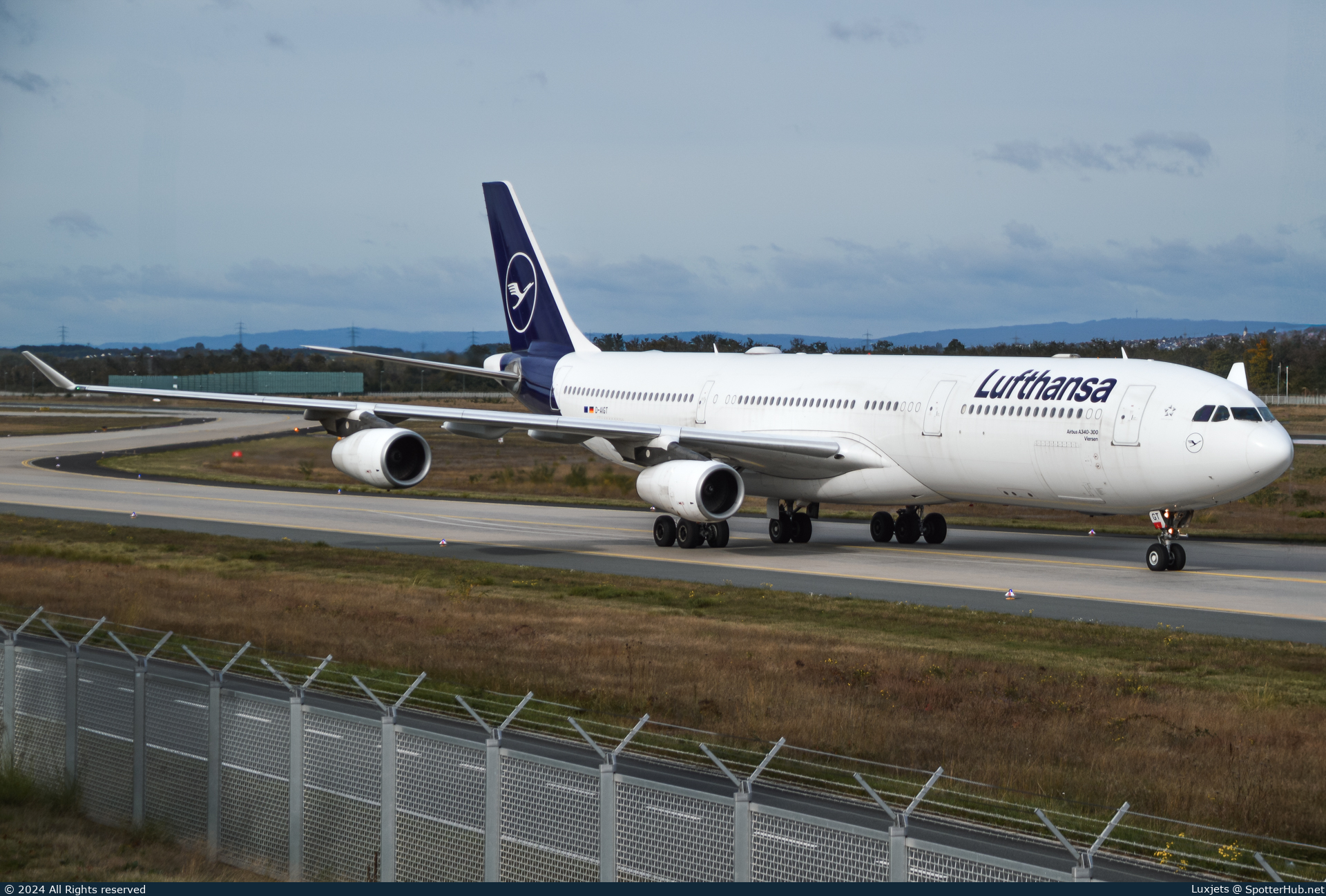 Photo of D-AIGT - Airbus A340-313 operated by Lufthansa