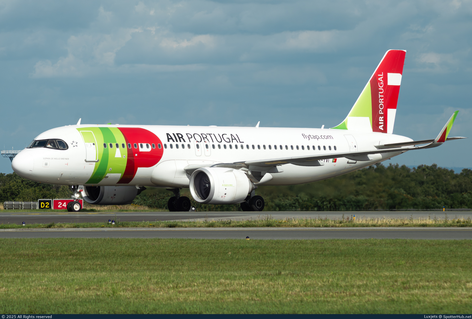 Photo of CS-TVI - Airbus A320-251N operated by TAP Air Portugal