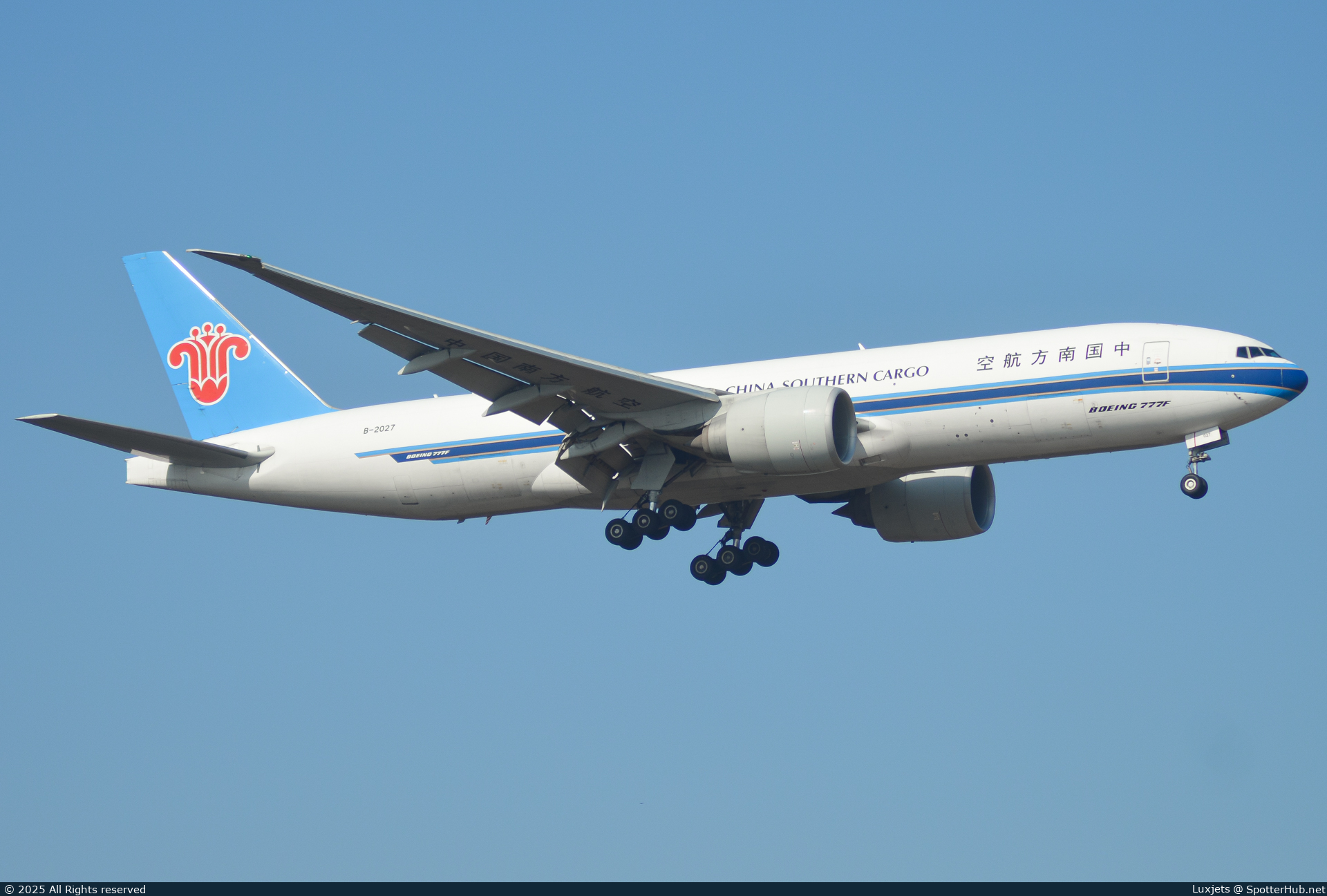 Photo of B-2027 - Boeing 777-F1B operated by China Southern Cargo