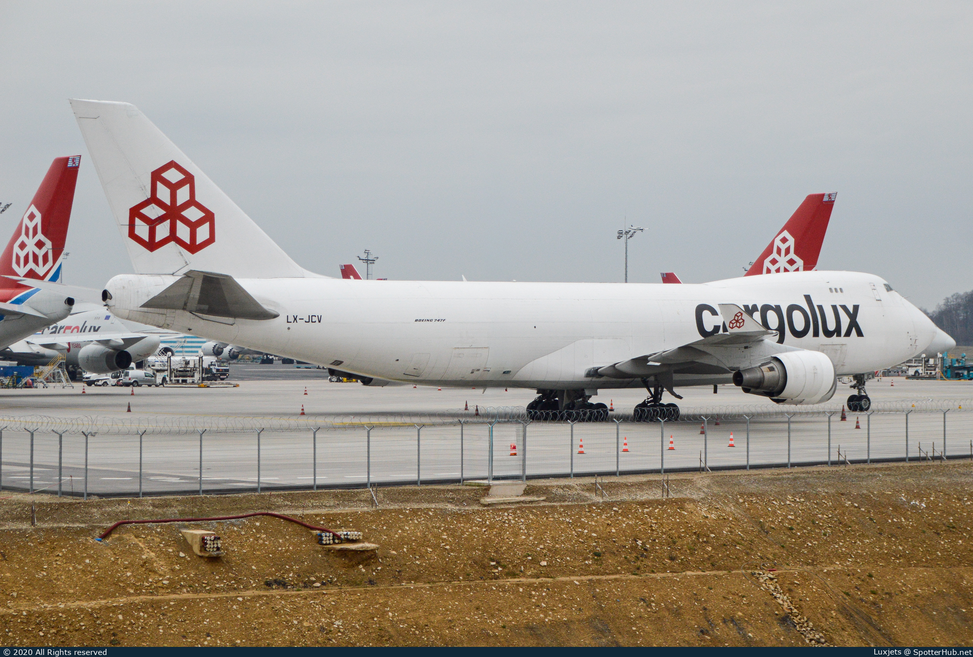 Photo of LX-JCV - Boeing 747-4EVF(ER) operated by Cargolux