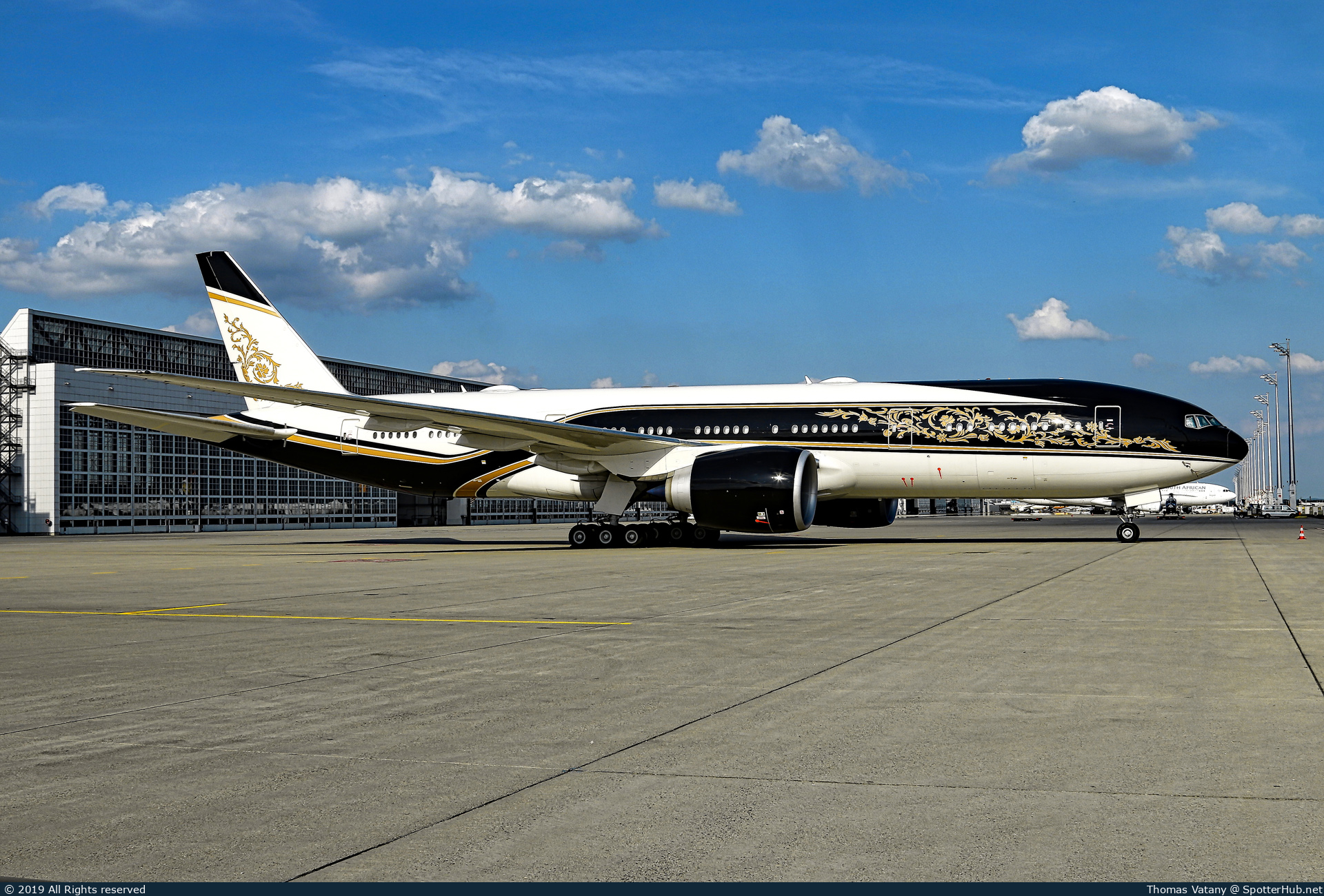 Photo of P4-SKN - Boeing 777-2FB(LR) operated by Government of Equatorial Guinea