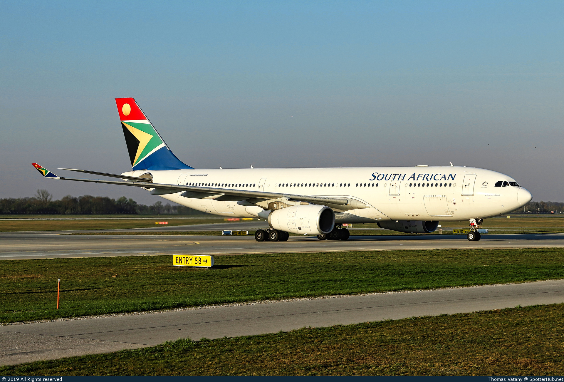 Photo of ZS-SXZ - Airbus A330-243 operated by South African Airways
