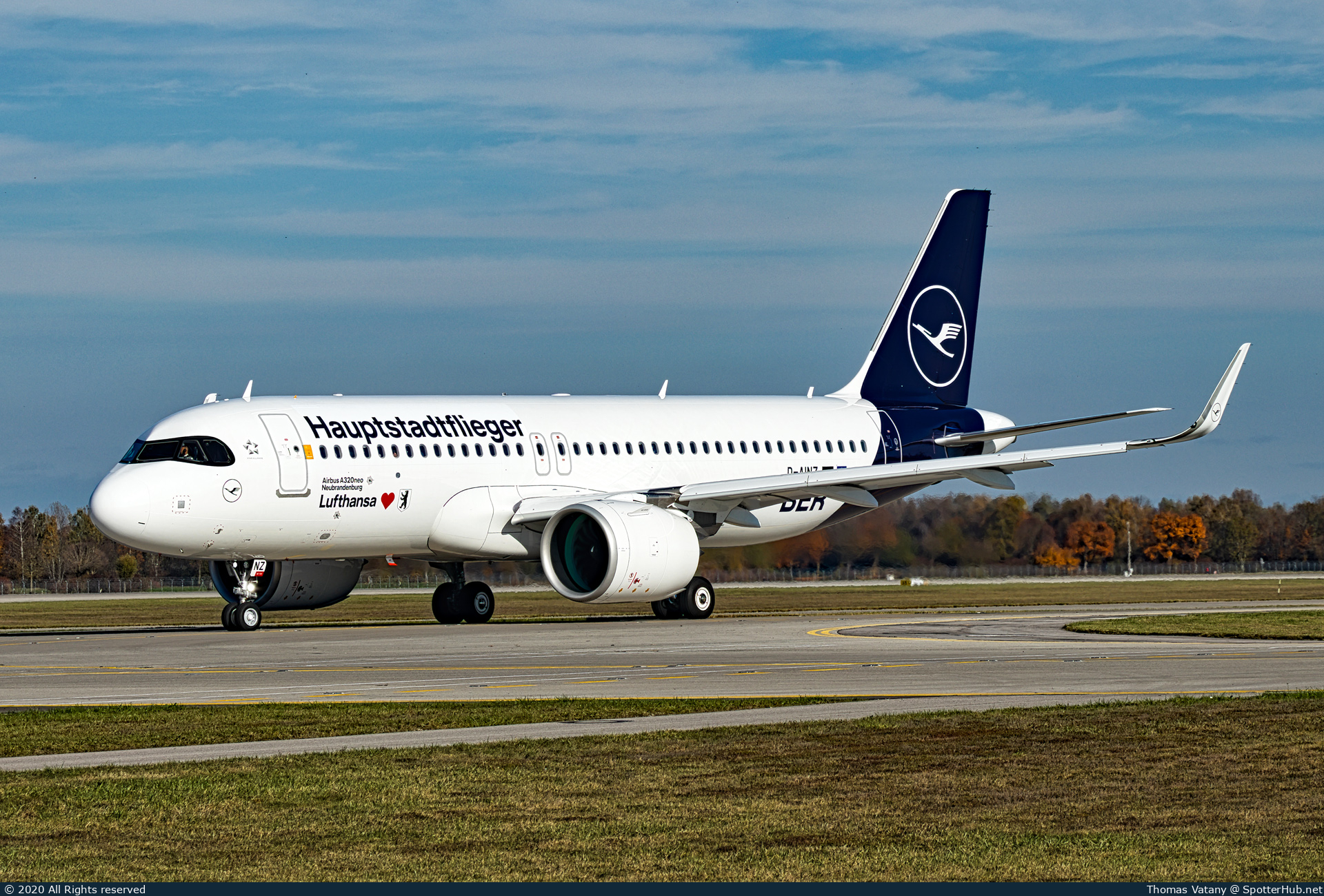 Photo of D-AINZ - Airbus A320-271N operated by Lufthansa