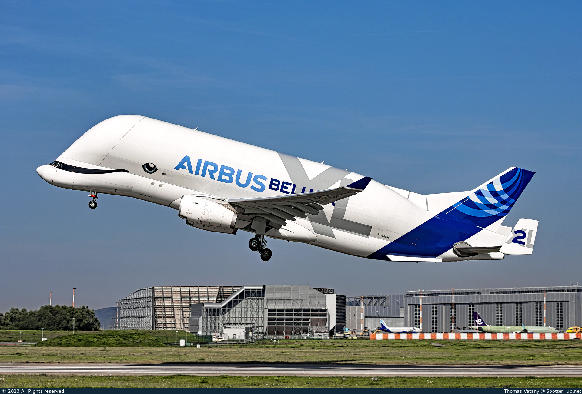 Photo of F-GXLH - Airbus A330-743L Beluga XL operated by Airbus Transport International