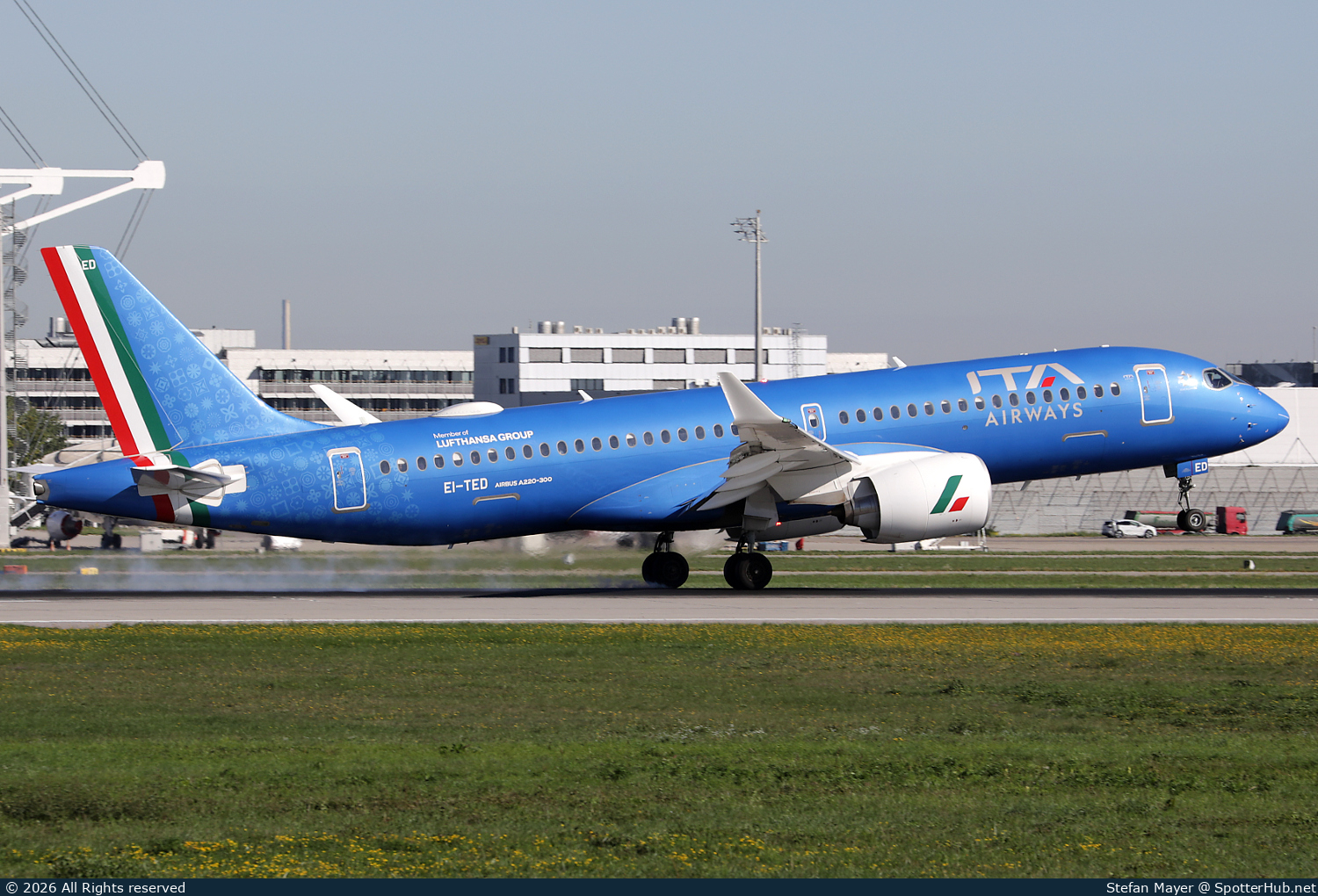 Photo of EI-TED - Airbus A220-300 operated by ITA Airways