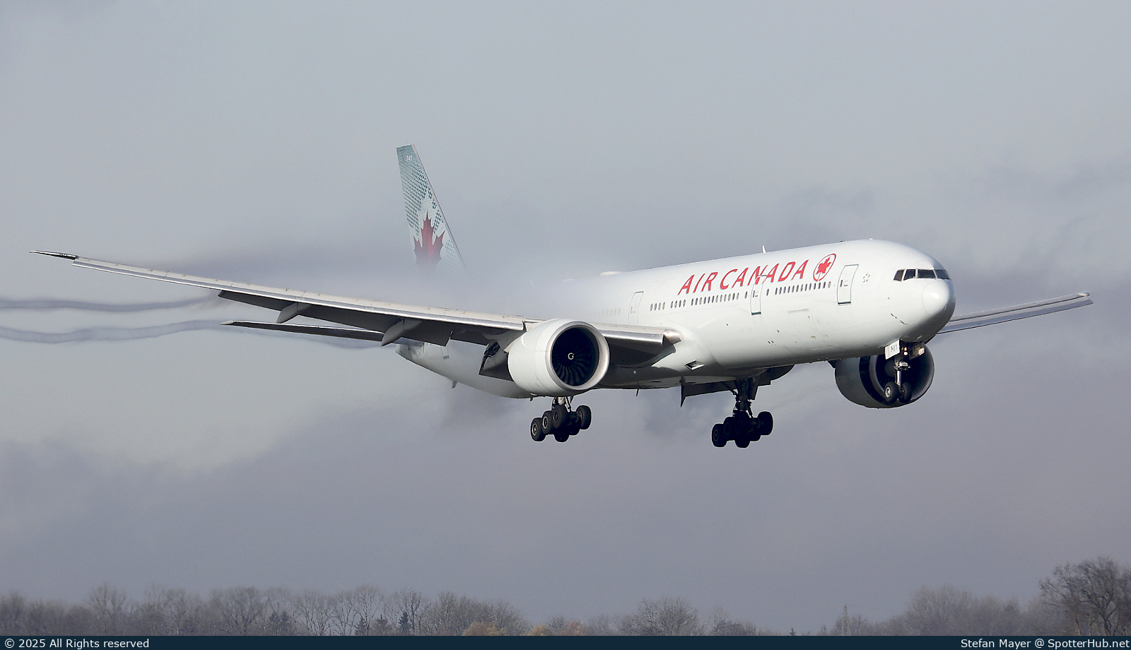 Photo of C-FIVR - Boeing 777-333(ER) operated by Air Canada