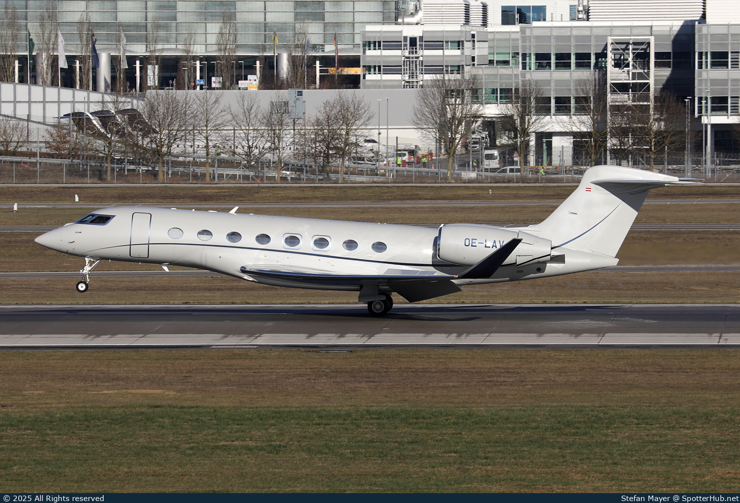 Photo of OE-LAV - Gulfstream G650ER operated by Global Jet Austria