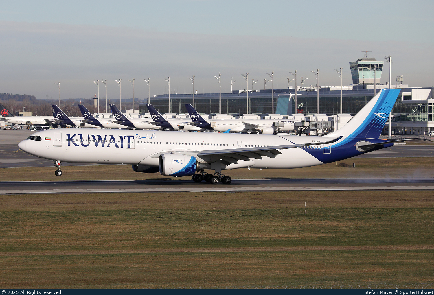 Photo of 9K-APL - Airbus A330-941 operated by Kuwait Airways