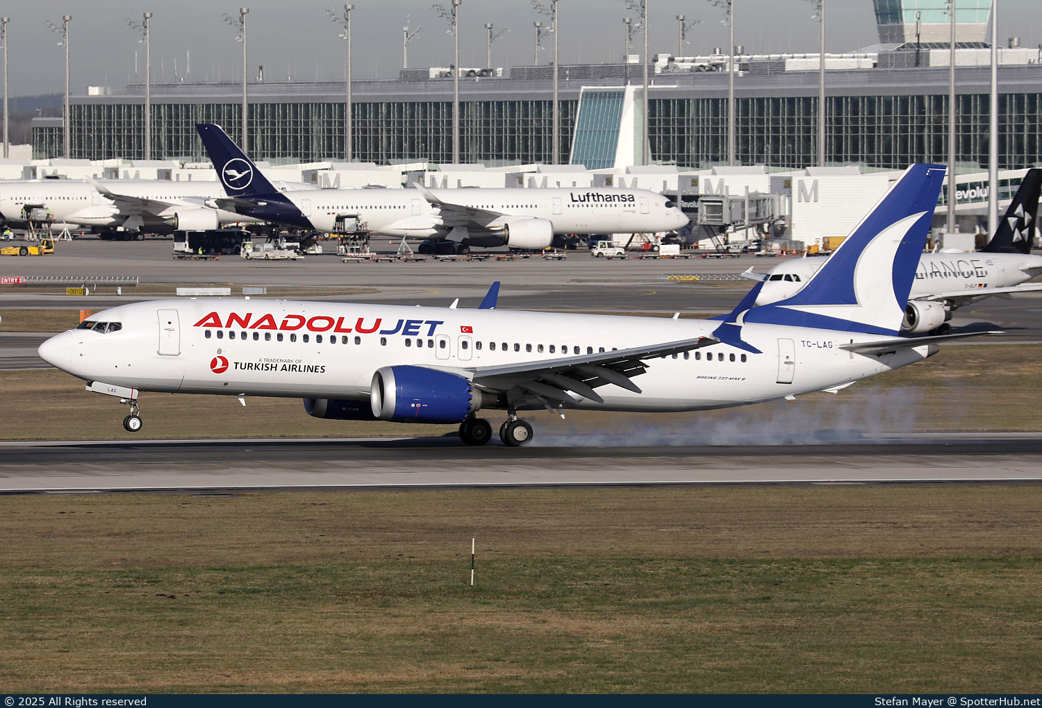 Photo of TC-LAG - Boeing 737 MAX 8 operated by AnadoluJet