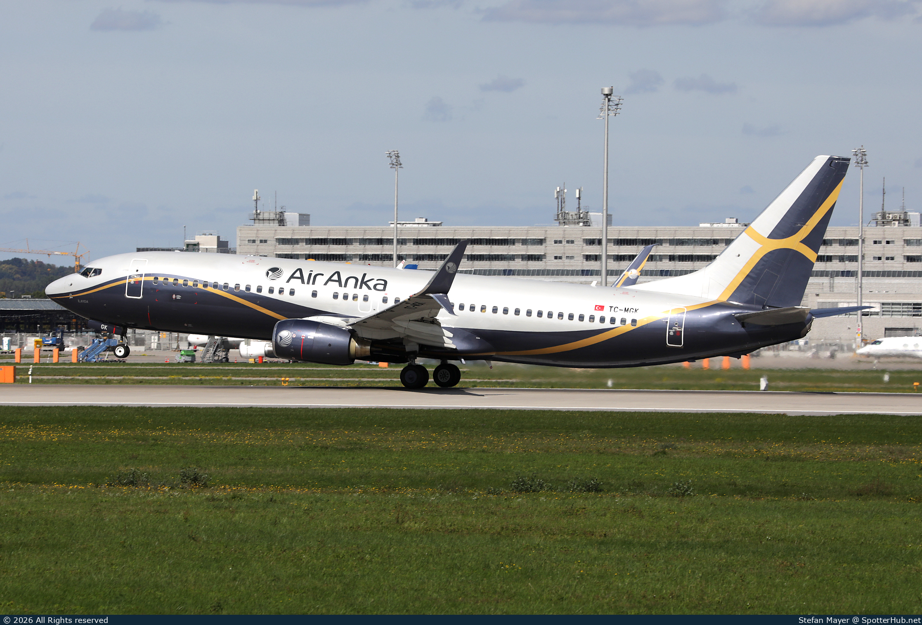Photo of TC-MGK - Boeing 737-85F operated by Air Anka (opb Mavi Gök Airlines)