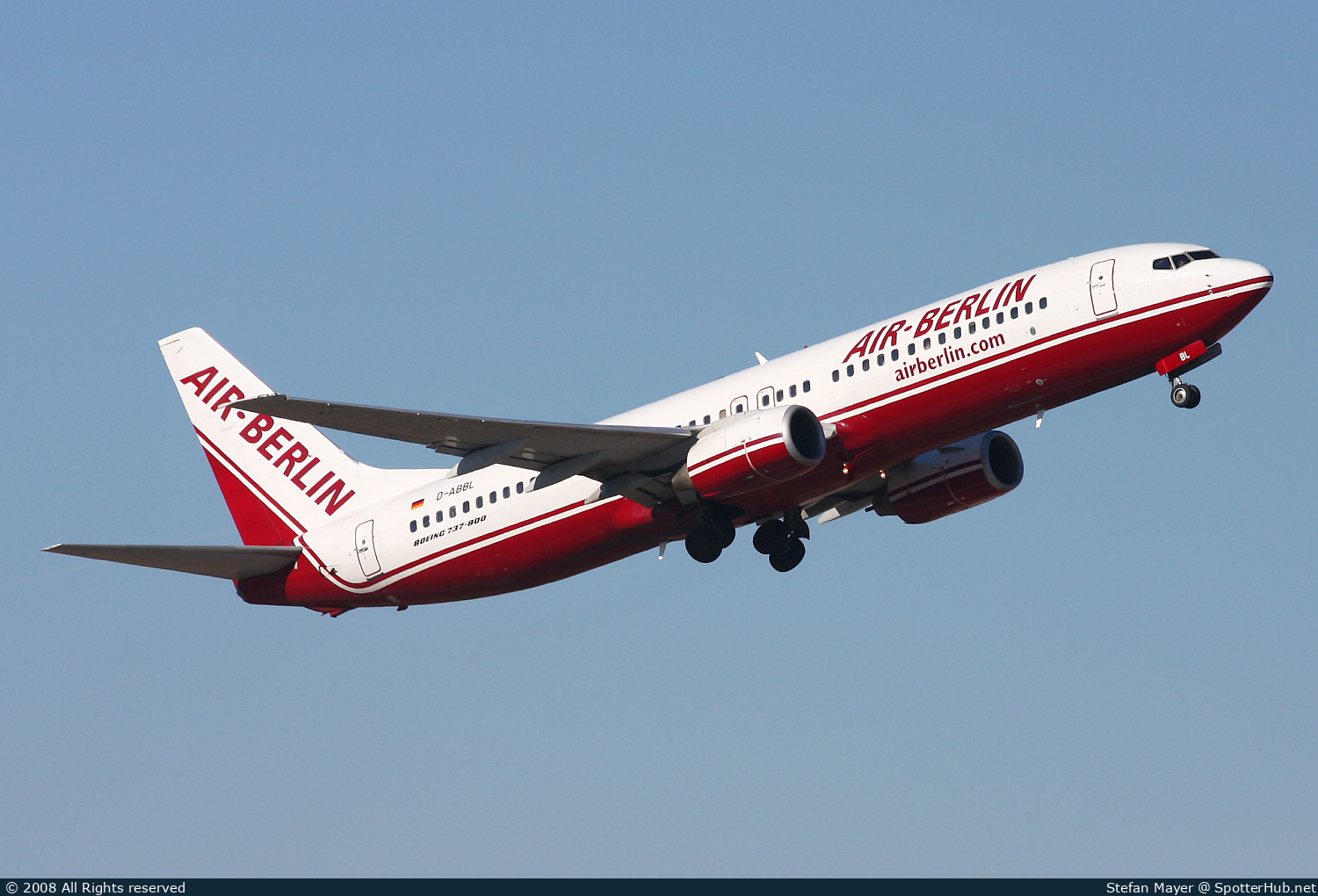 Photo of D-ABBL - Boeing 737-85F operated by Air Berlin