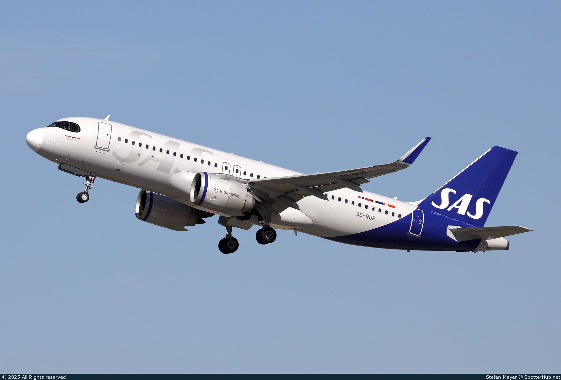 Photo of SE-RUR - Airbus A320-251N operated by SAS Scandinavian Airlines