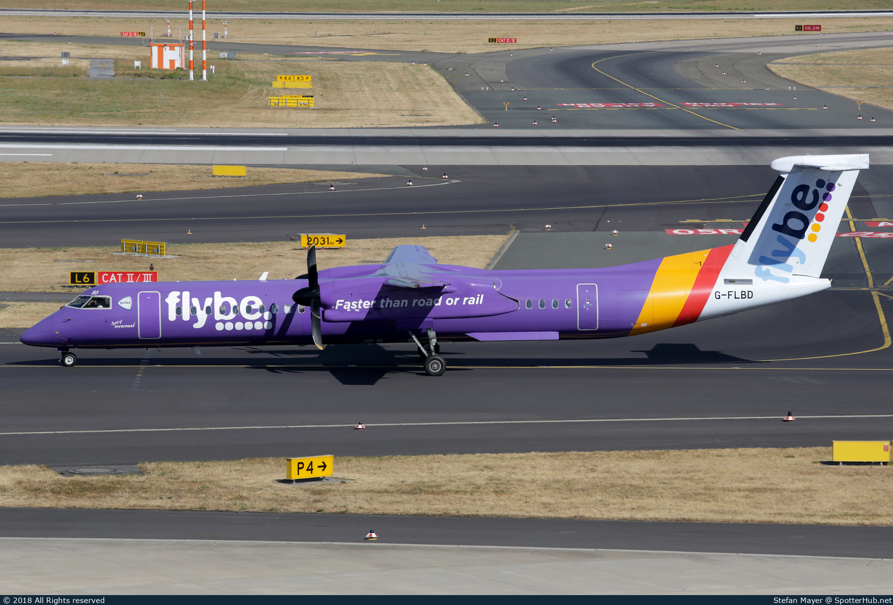 Photo of G-FLBD - Bombardier DHC-8-402 Dash 8 Q400 operated by flybe
