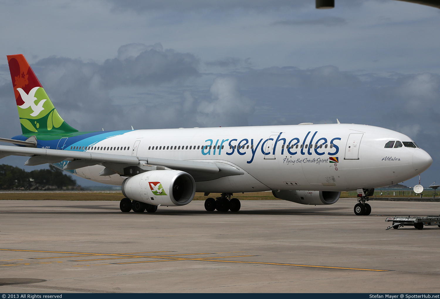 Photo of A6-EYY - Airbus A330-243 operated by Air Seychelles (opb Etihad Airways)