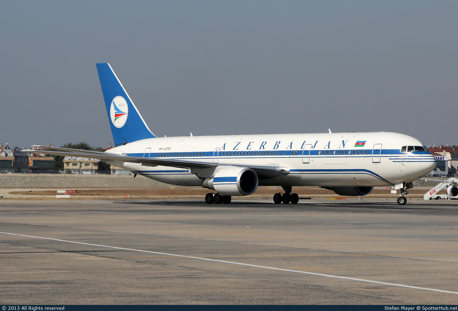 Photo of 4K-AZ81 - Boeing 767-32L(ER) operated by Azerbaijan Airlines