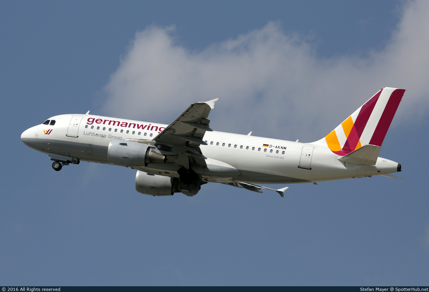Photo of D-AKNM - Airbus A319-112 operated by Germanwings