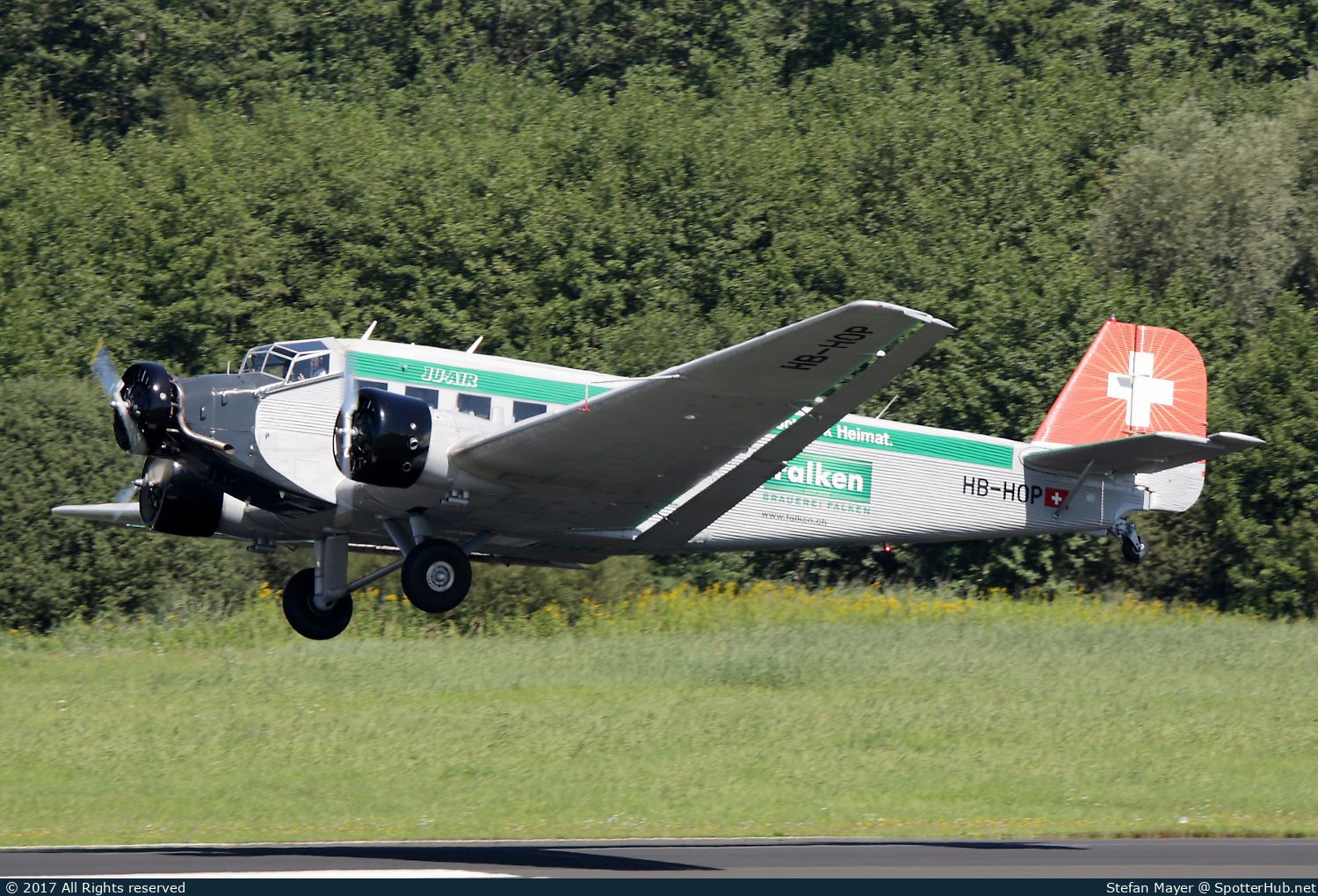 Photo of HB-HOP - Junkers Ju 52/3mg4e operated by Ju-Air
