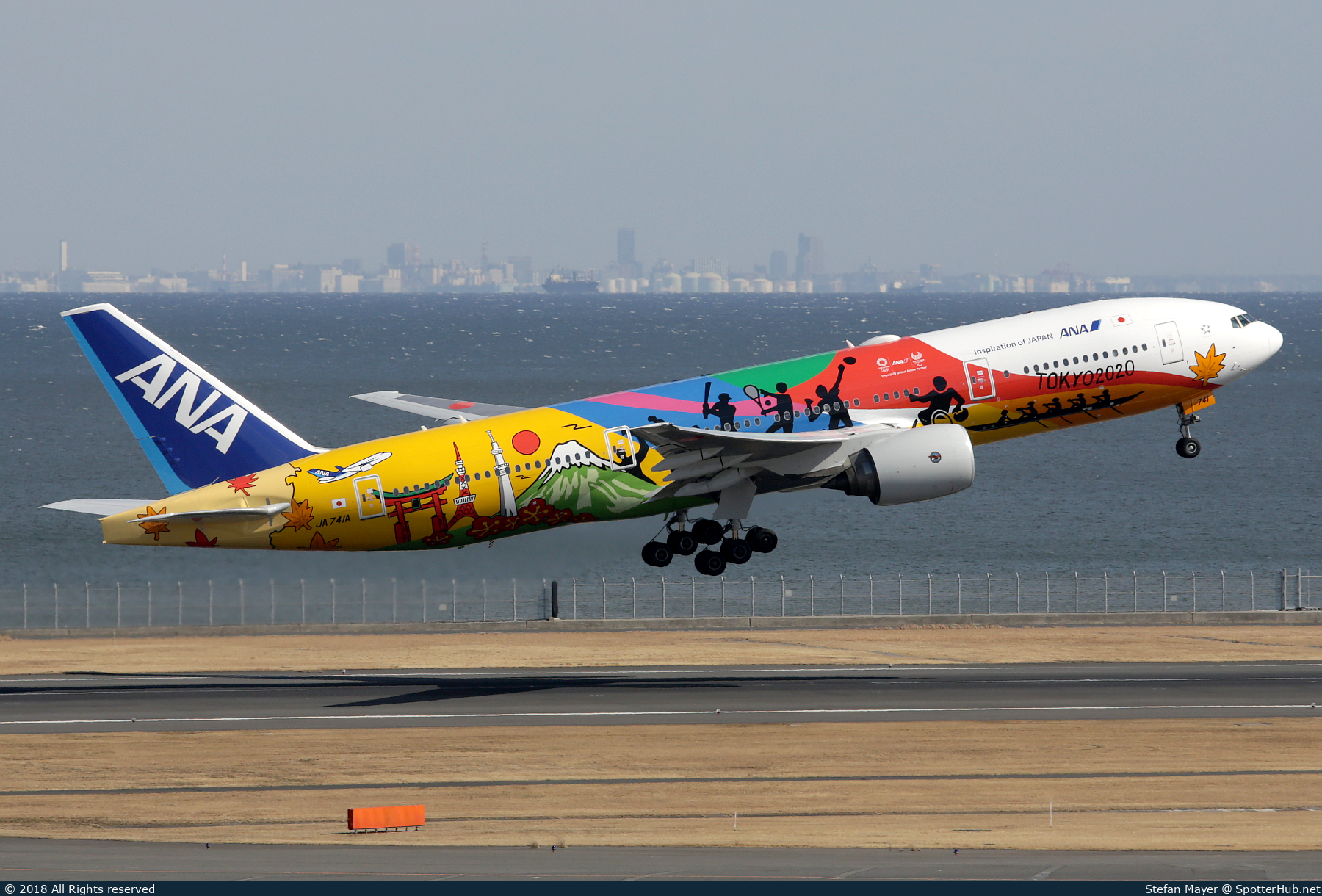 Photo of JA741A - Boeing 777-281(ER) operated by ANA All Nippon Airways