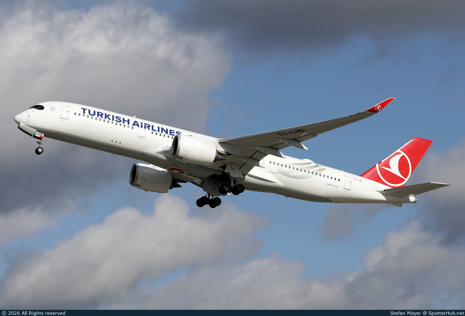 Photo of TC-LHD - Airbus A350-941 operated by Turkish Airlines