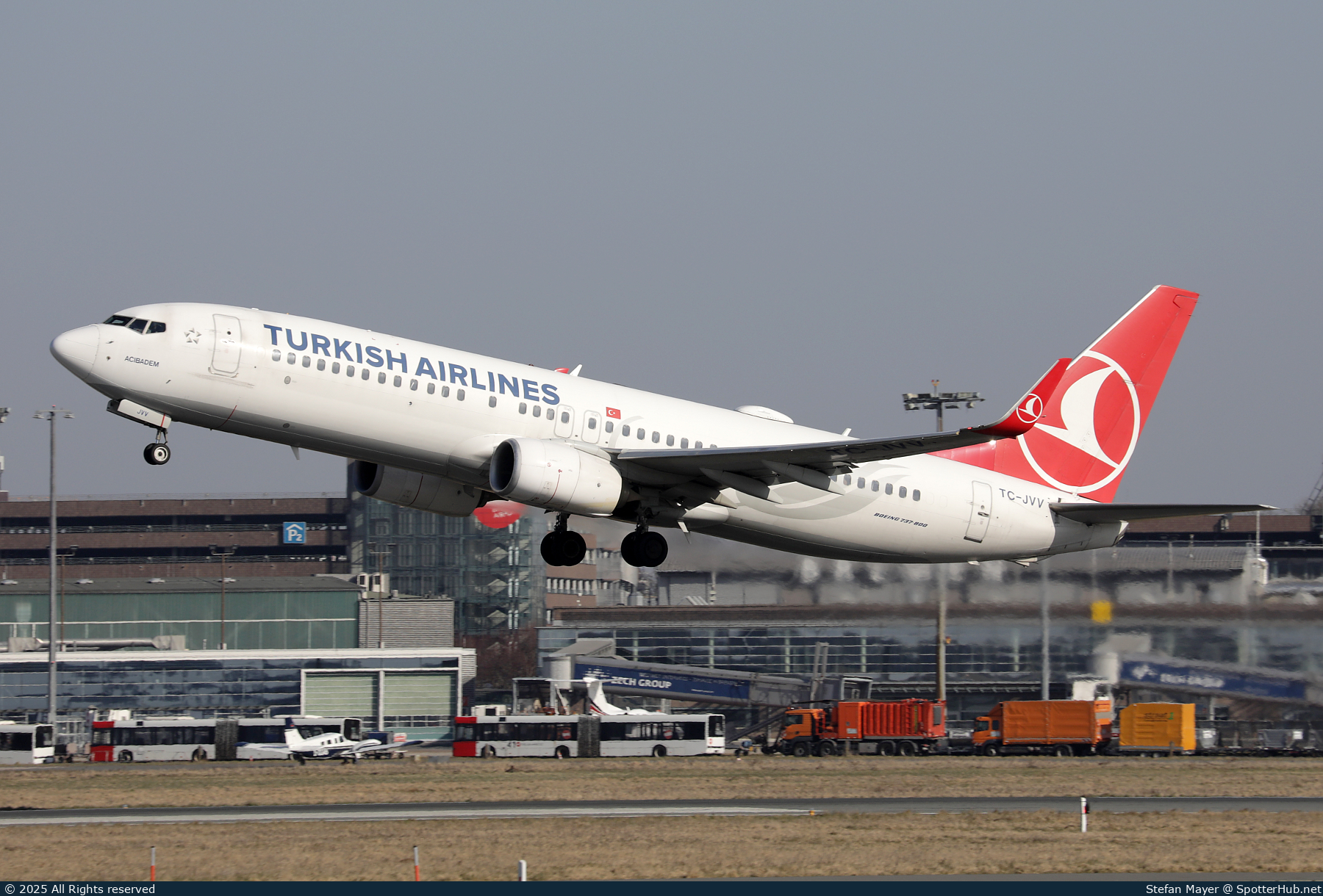 Photo of TC-JVV - Boeing 737-8F2 operated by Turkish Airlines