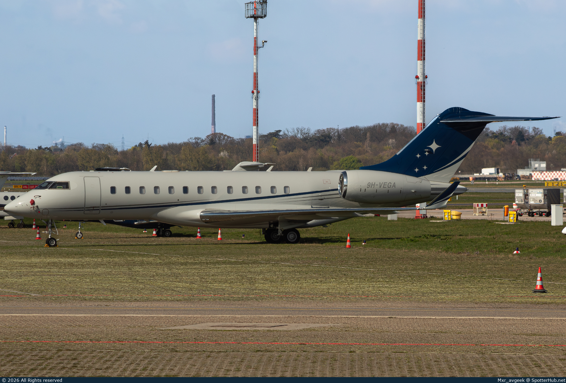 Photo of 9H-VEGA - Bombardier Global 6000 operated by Hyperion Aviation