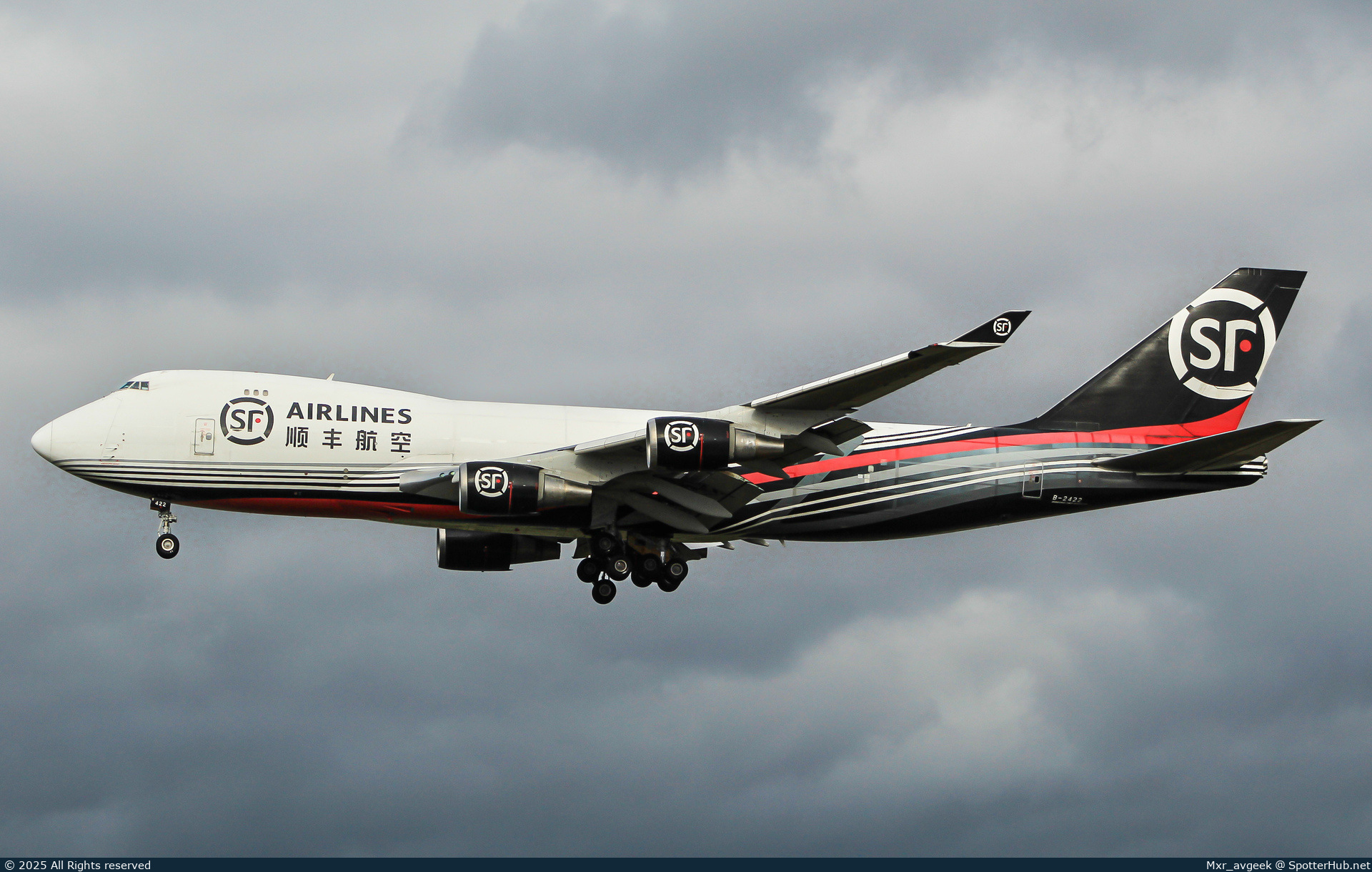 Photo of B-2422 - Boeing 747-4EVF(ER) operated by SF Airlines