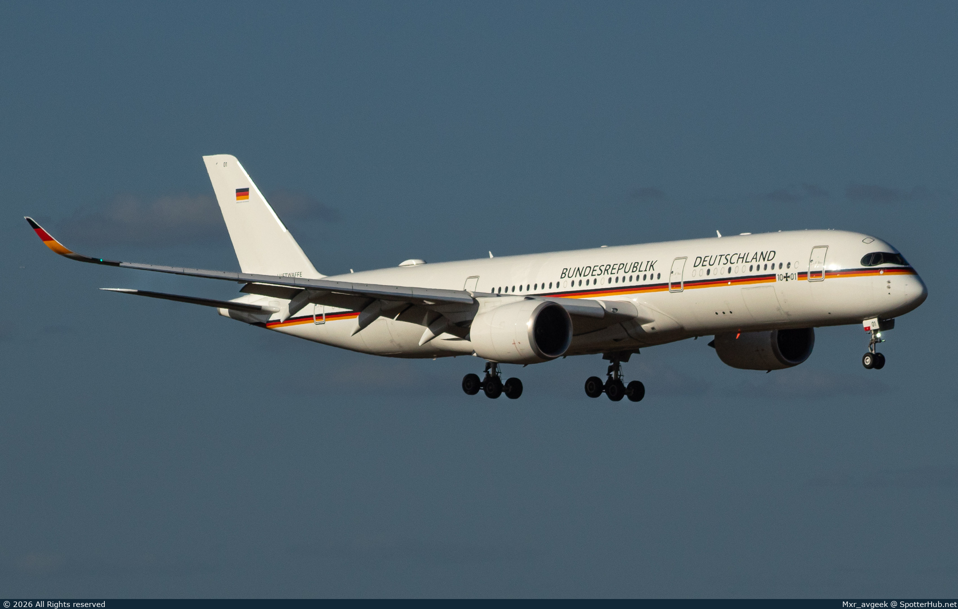 Photo of 10+01 - Airbus A350-941(CJ) operated by German Air Force