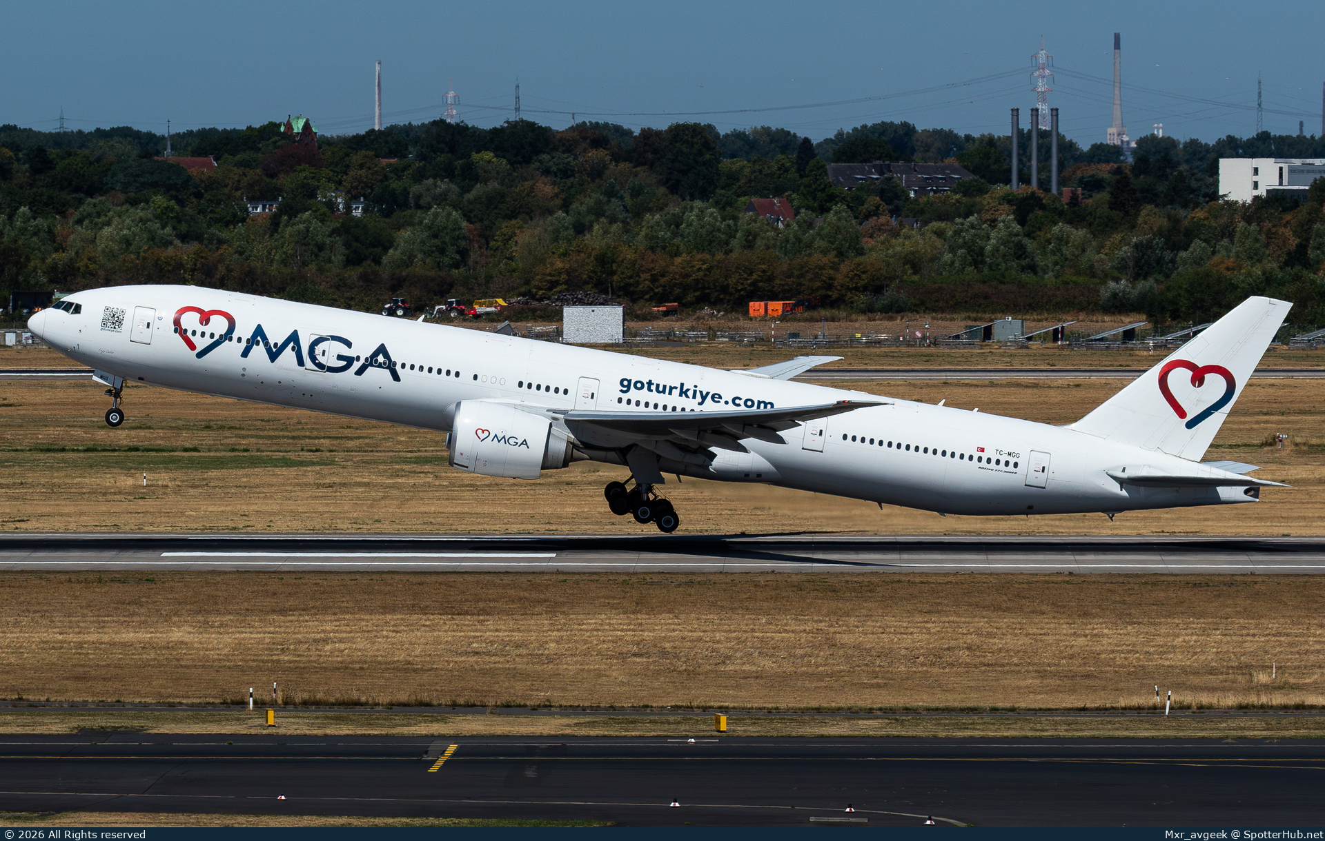 Photo of TC-MGG - Boeing 777-3ZG(ER) operated by Mavi Gök Airlines