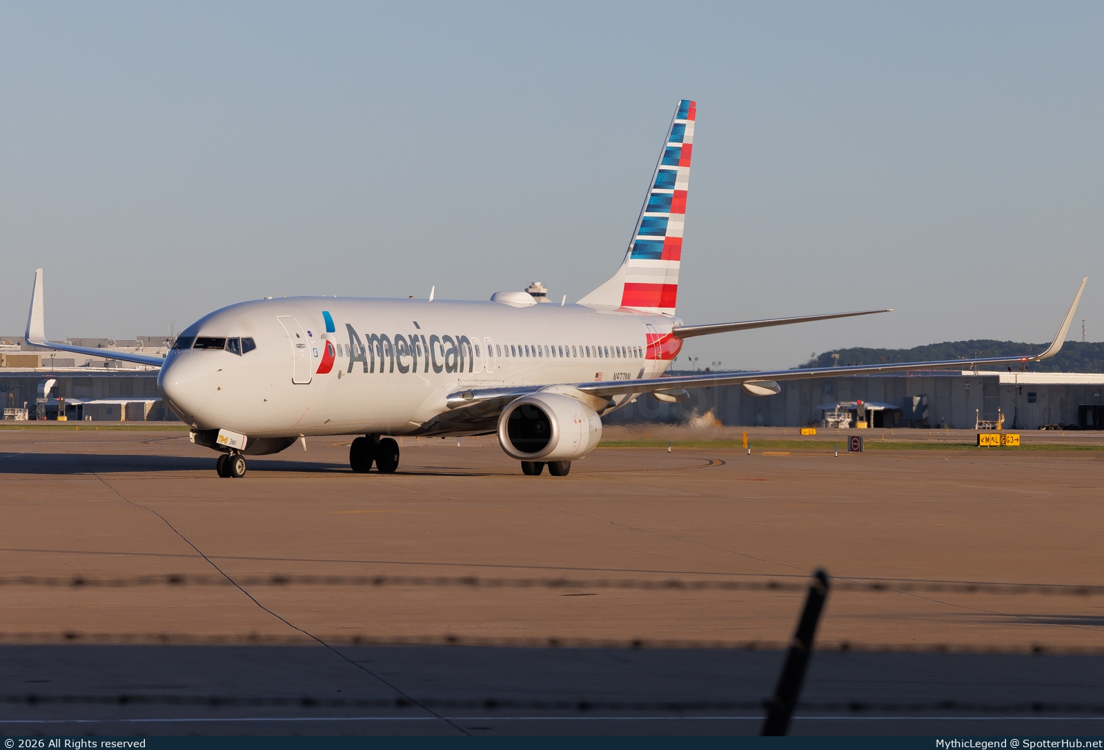 Photo of N977NN - Boeing 737-823 operated by American Airlines