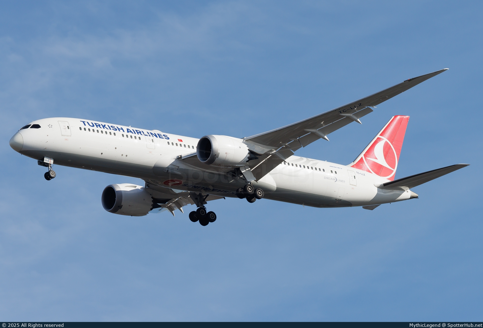 Photo of TC-LLZ - Boeing 787-9 Dreamliner operated by Turkish Airlines